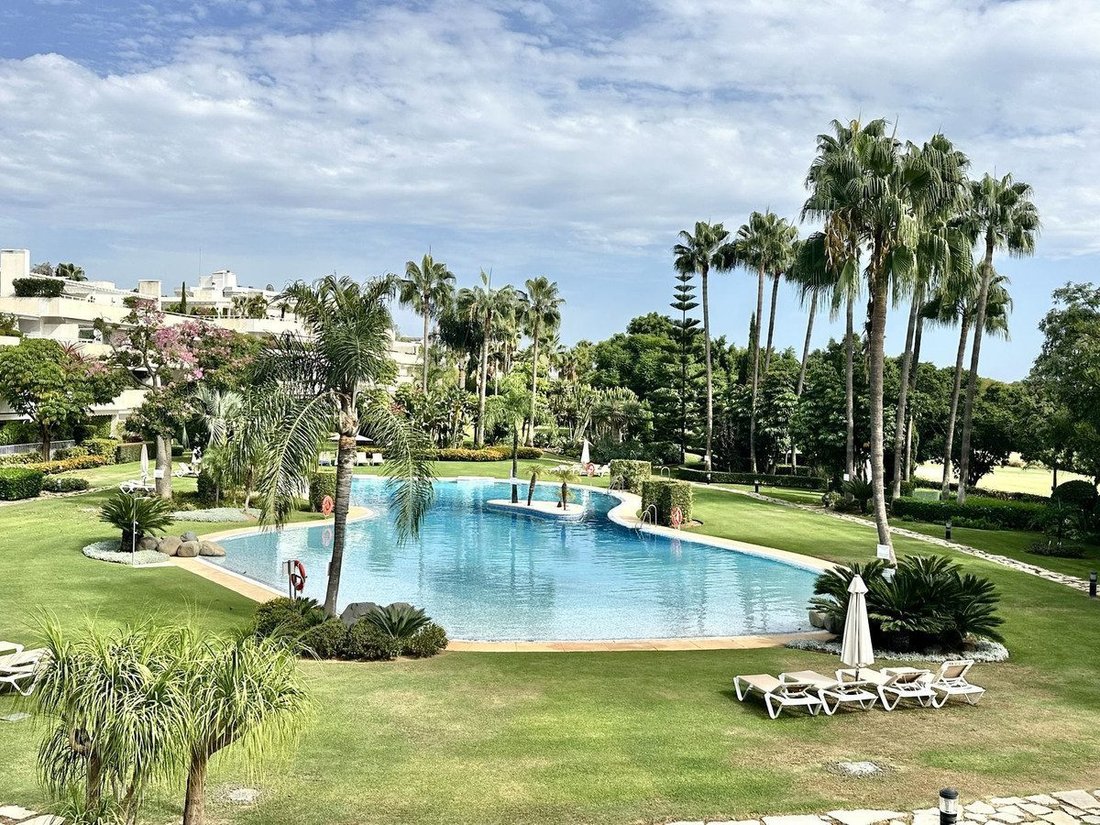 Appartamento a Puerto Banus, Marbella, Spagna 1 - 18857207