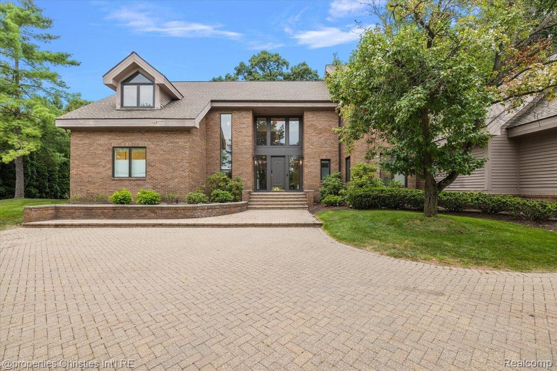 Maison à Bloomfield Hills, Michigan, États-Unis 1 - 18850428