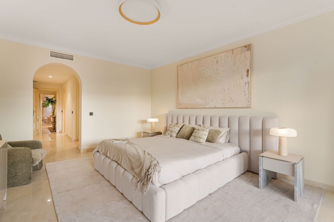 Wohnung in Sierra Blanca, Marbella, Spanien 3 - 18857061