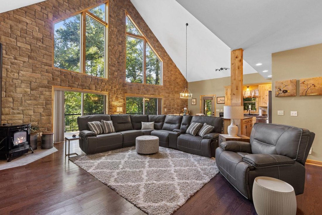 House in Legend Lake, Wisconsin, United States 2 - 18845142