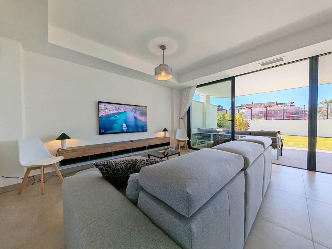 Wohnung in Cancelada, Estepona, Andalusien 3 - 18858409