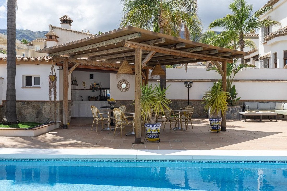 Villa a Alhaurín el Grande, Andalusia, Spagna 4 - 18857437