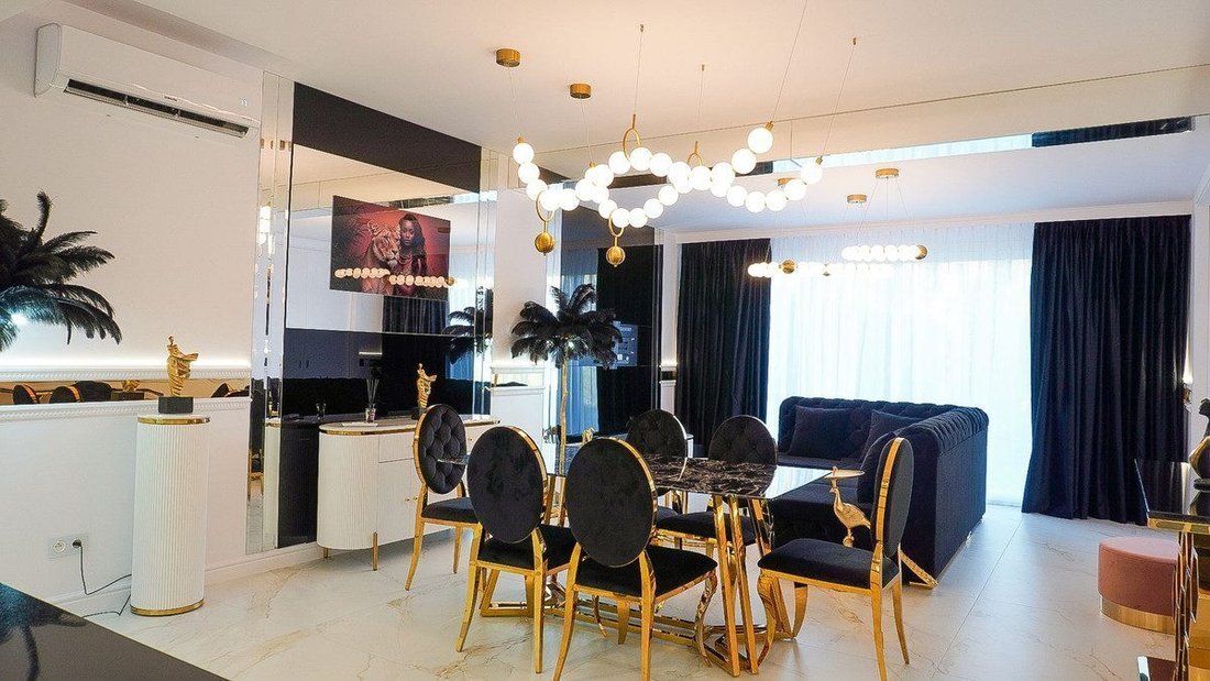 Apartment in Puerto Banus, Marbella, Spain 1 - 18858756