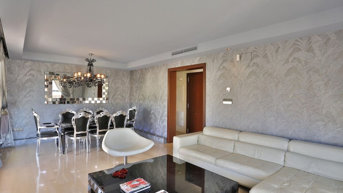 Apartment in Puerto Banus, Marbella, Spain 3 - 18857013