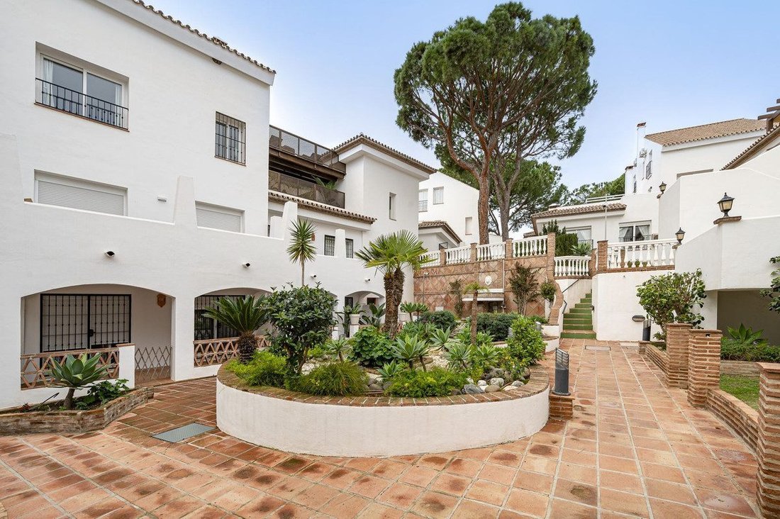 Apartment in Nueva Andalucia, Marbella, Spain 1 - 18859310