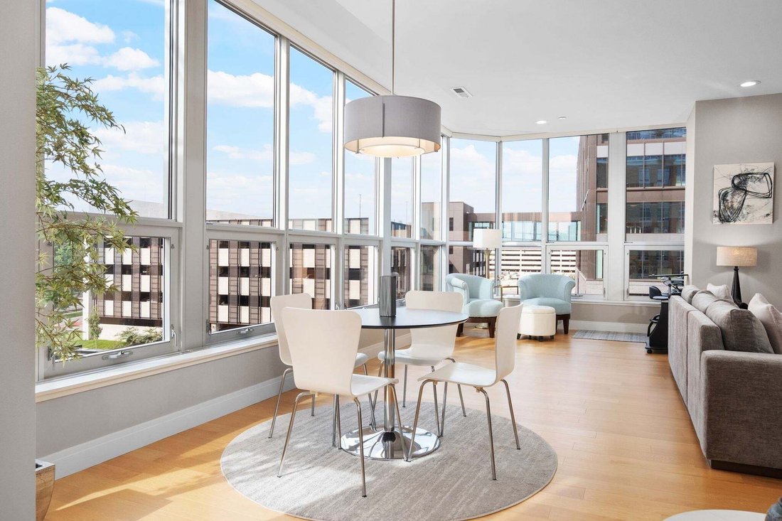 Condo in Madison, Wisconsin, United States 2 - 18832194