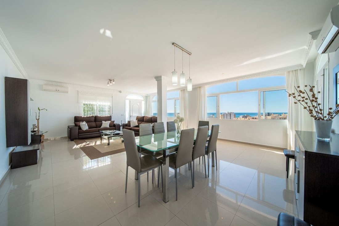 Villa a Fuengirola, Andalusia, Spagna 3 - 18858070