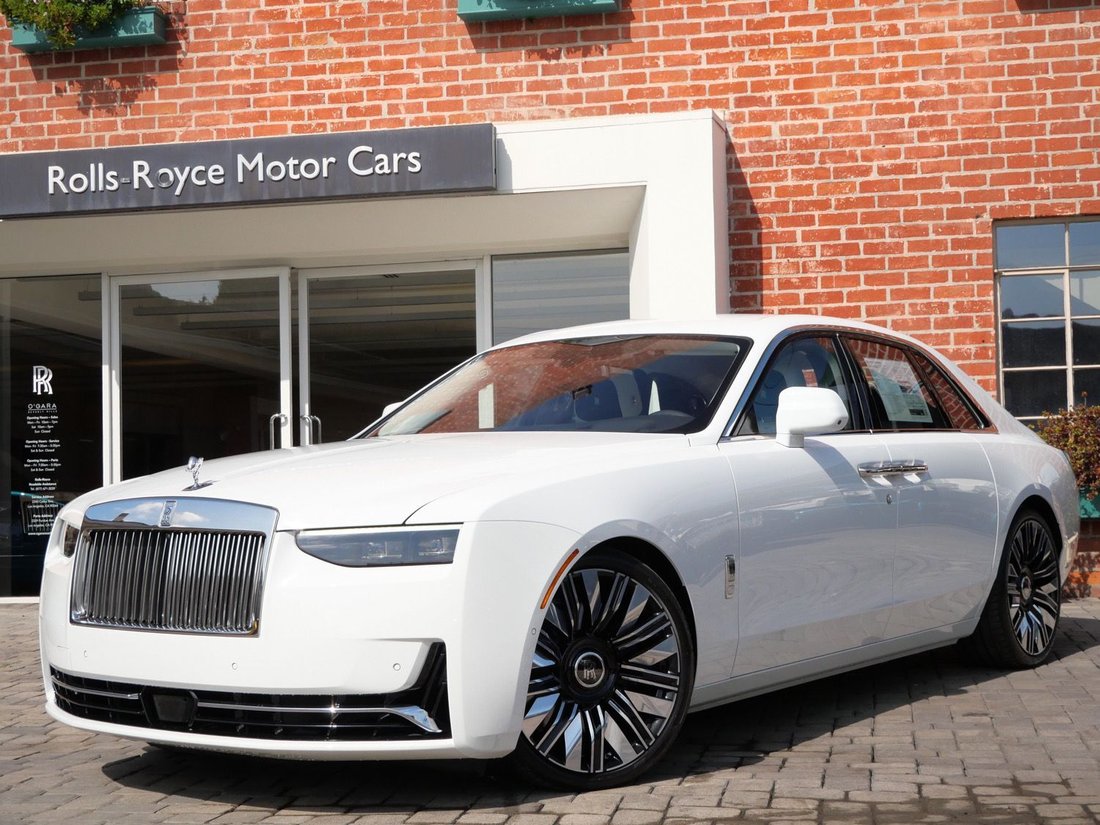 Sedan in Beverly Hills, CA, United States 1 - 18850293