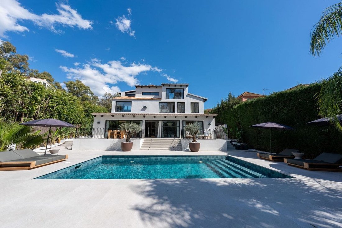 Villa à Puerto Banús, Marbella, Espagne 1 - 18862144