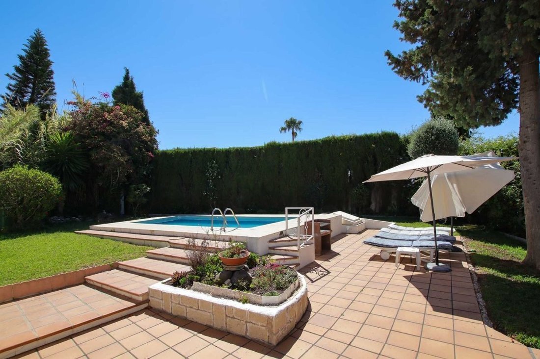 Villa à Puerto Banús, Marbella, Espagne 2 - 18861989