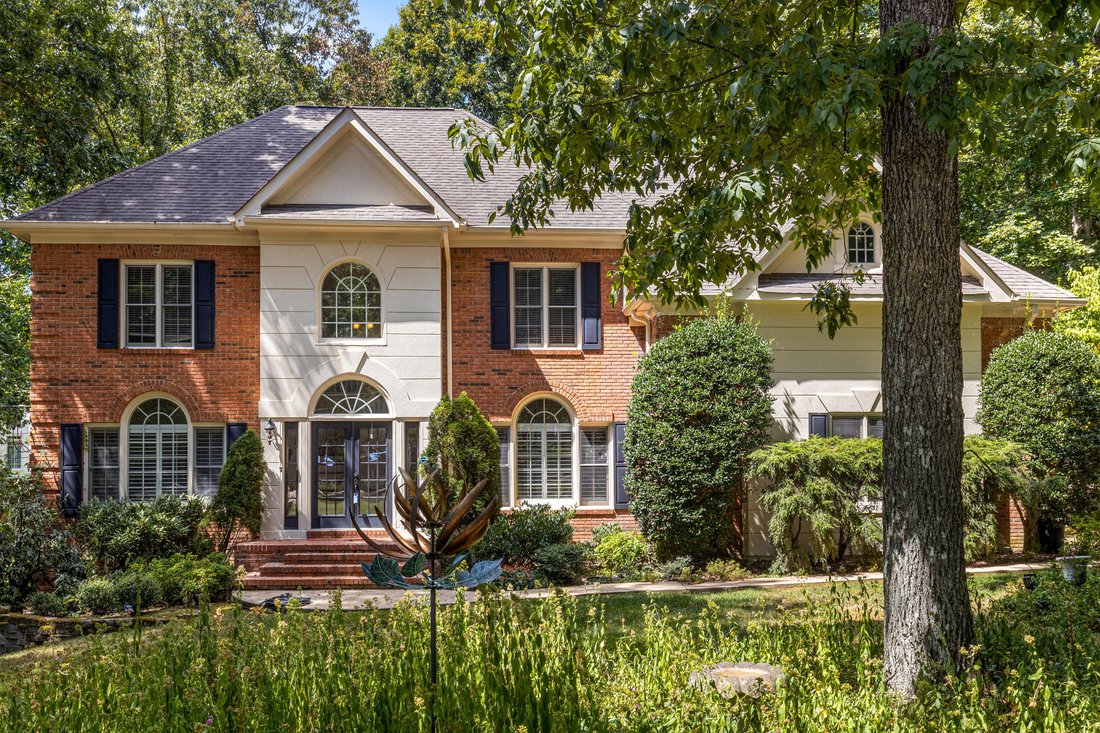 House in Signal Mountain, Tennessee, United States 4 - 18525932