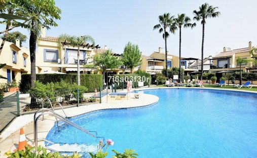 Maison de ville à Puerto Banús, Marbella, Espagne 1