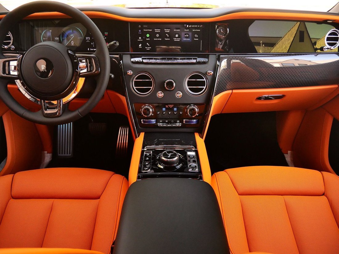 Suv in Beverly Hills, CA, United States 4 - 18850282