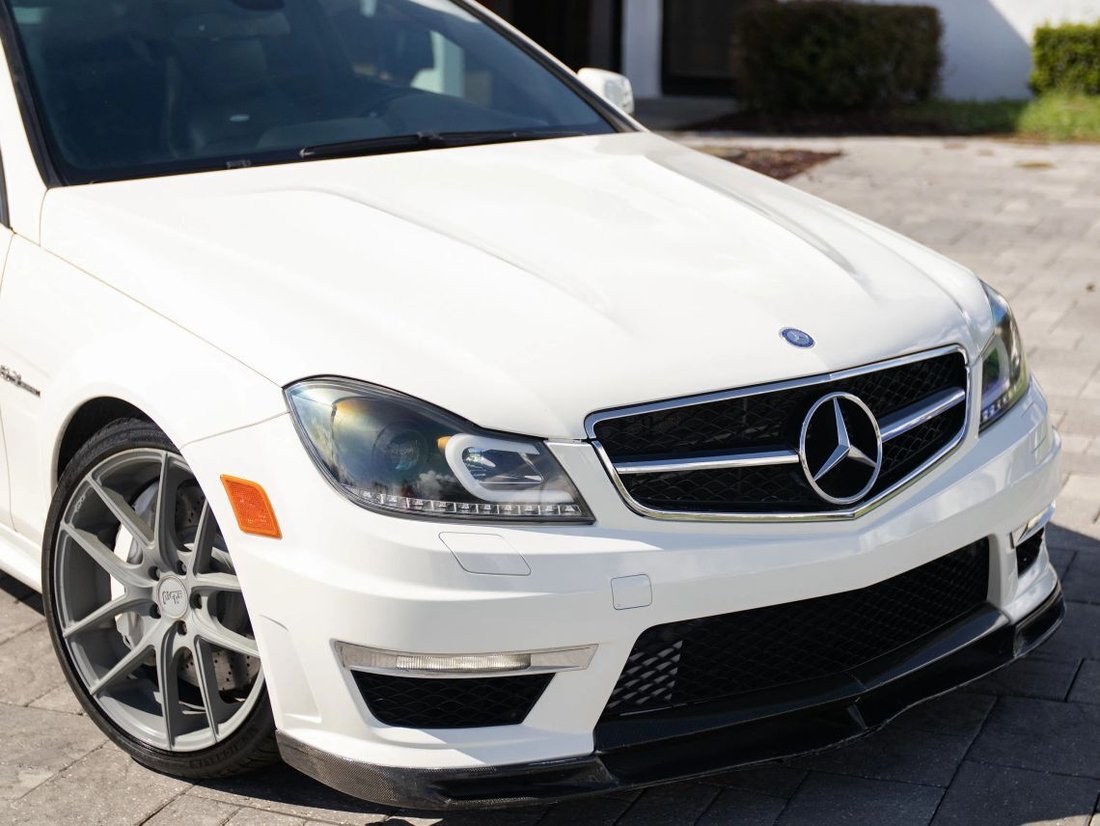 Coupe in Orlando, FL, United States 3 - 18848292