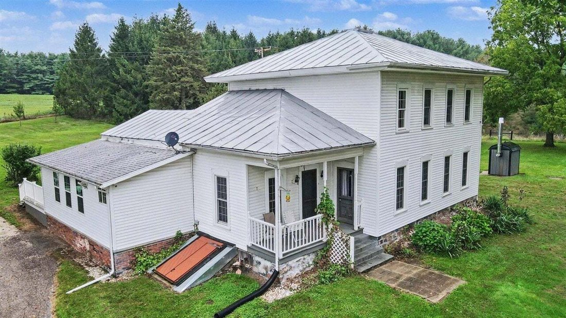 House in Bellevue, Michigan, United States 5 - 18846519
