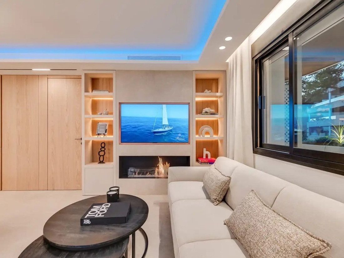 Apartment in Puerto Banus, Marbella, Spain 5 - 18856663