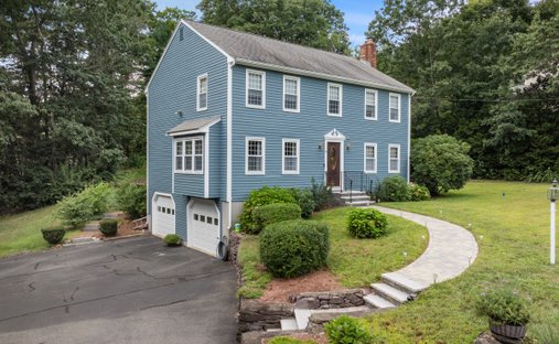 House in Norfolk, Massachusetts, United States 1