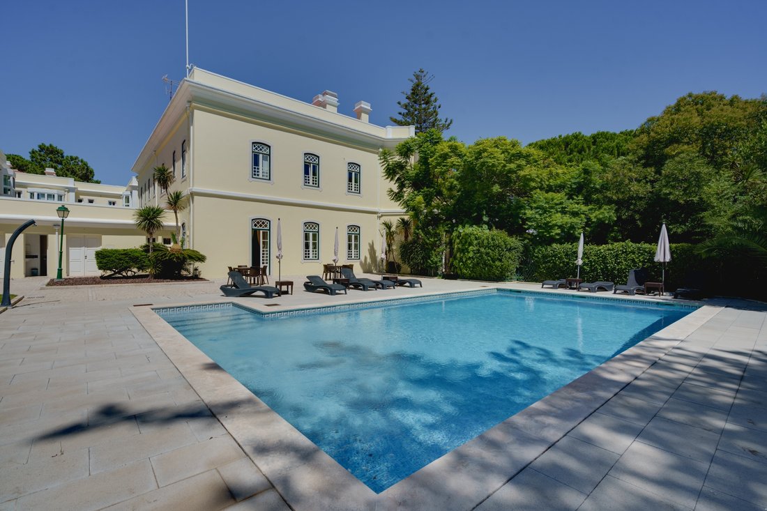 Apartment in Estoril, Cascais e Estoril, Lisbon 1 - 18847981