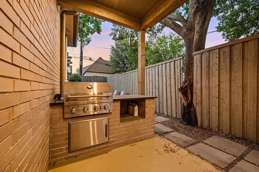 House in Dallas, Texas, United States 4 - 18842675
