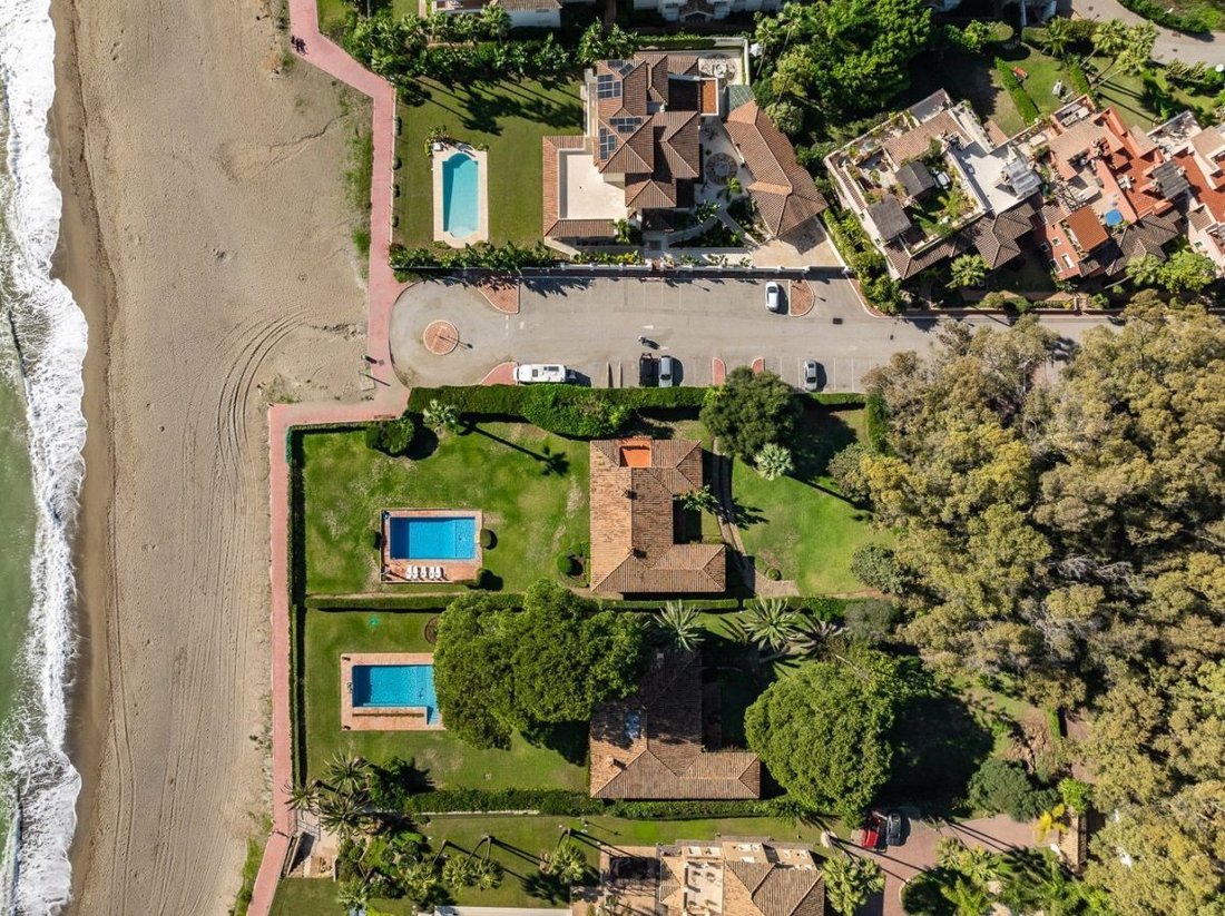 Villa a Estepona, Andalusia, Spagna 1 - 18862166