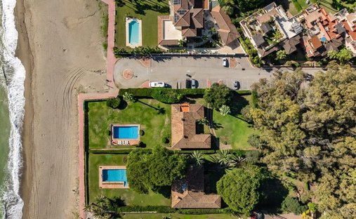 Villa en Estepona, Andalucía, España 1
