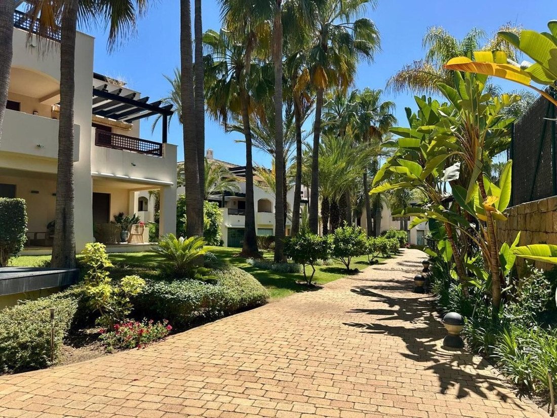 Apartment in Puerto Banus, Marbella, Spain 1 - 18860130