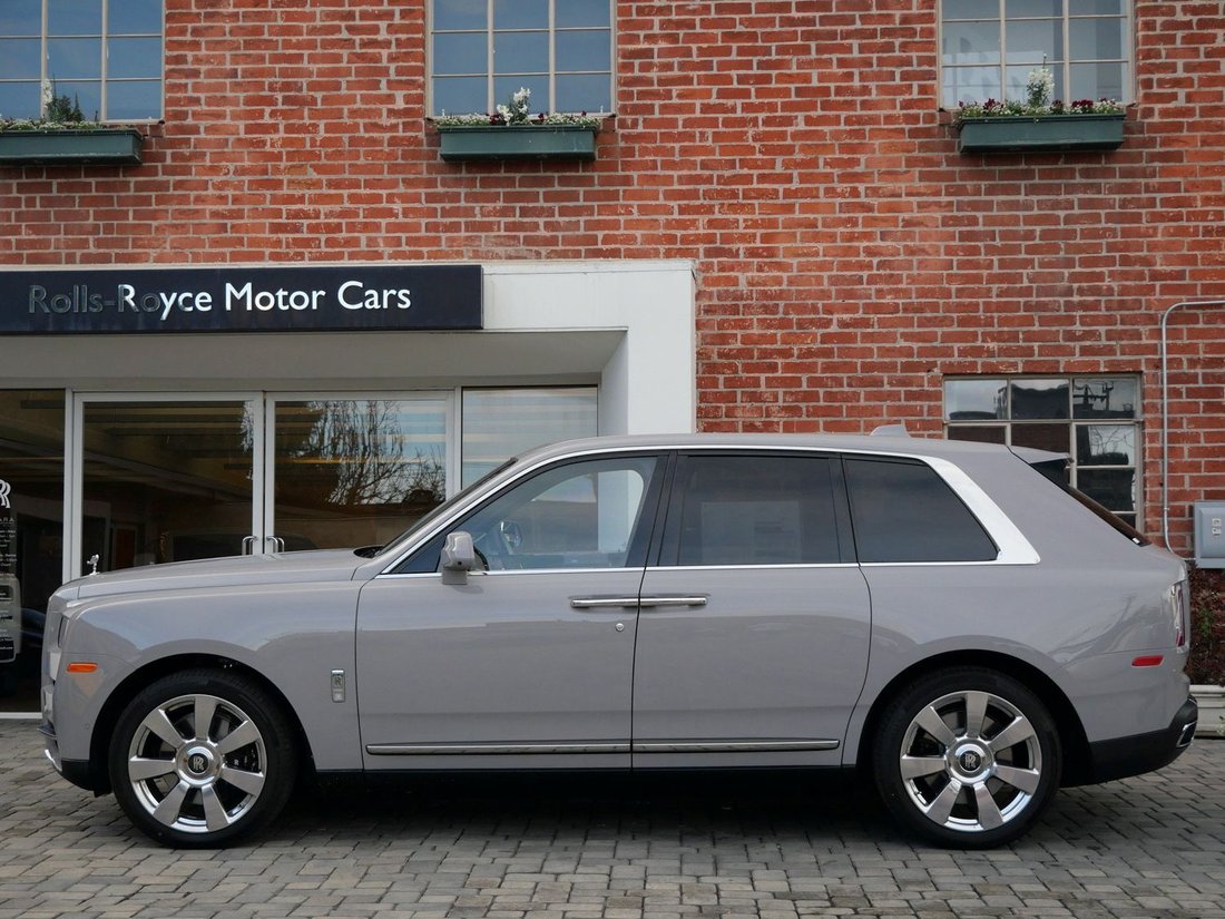 Suv in Beverly Hills, CA, United States 3 - 18850305