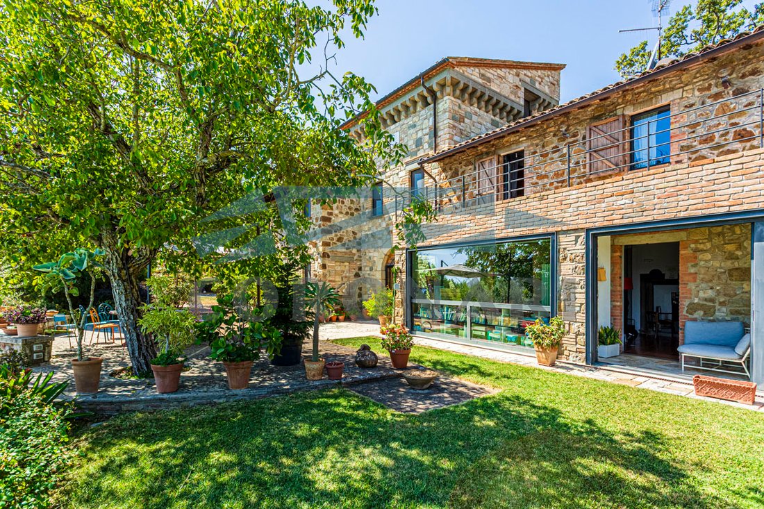 Country House in Todi, Umbria, Italy 3 - 18850346