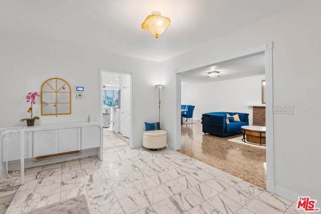 House in Los Angeles, California, United States 4 - 18858827