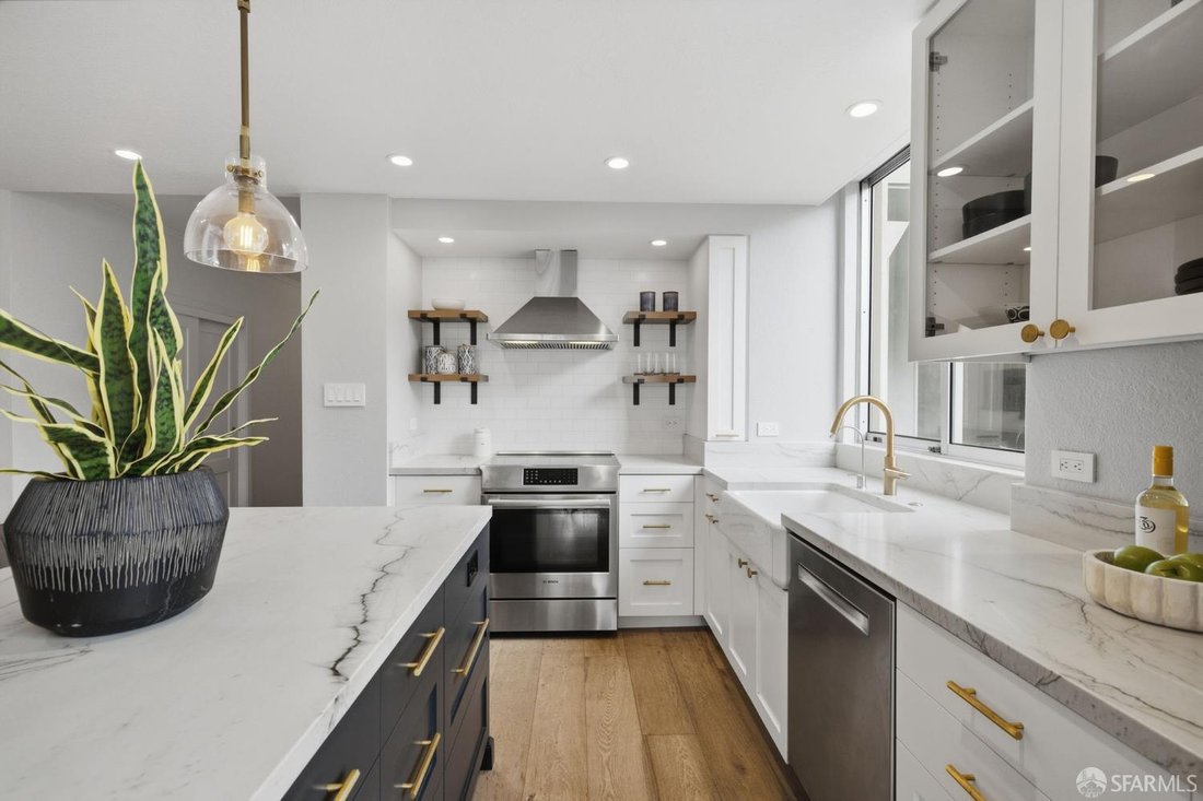 Condo in San Francisco, California, United States 4 - 18857812