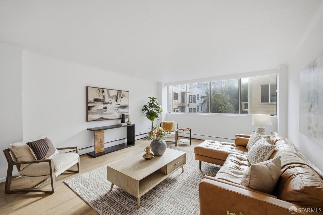 Condo in San Francisco, California, United States 2 - 18857812