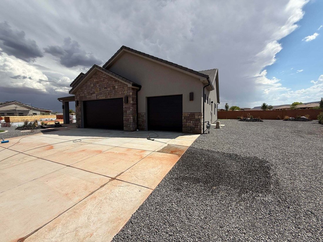House in Ivins, Utah, United States 3 - 18857793