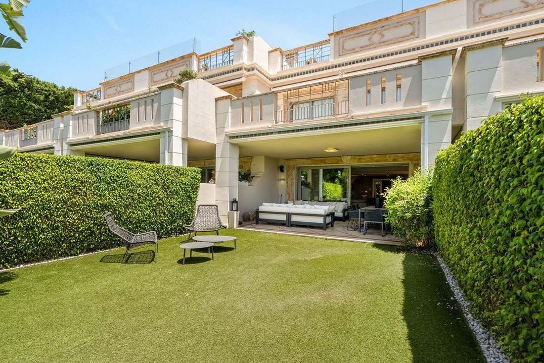 Townhouse in Sierra Blanca, Marbella, Spain 1 - 18863002