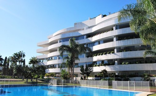 Apartment in Puerto Banus, Marbella, Spain 1