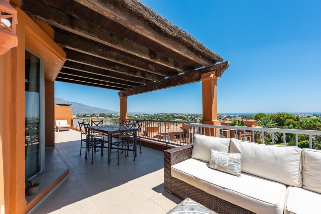 Apartment in Atalaya-Isdabe, Estepona, Andalusia 2 - 18861277