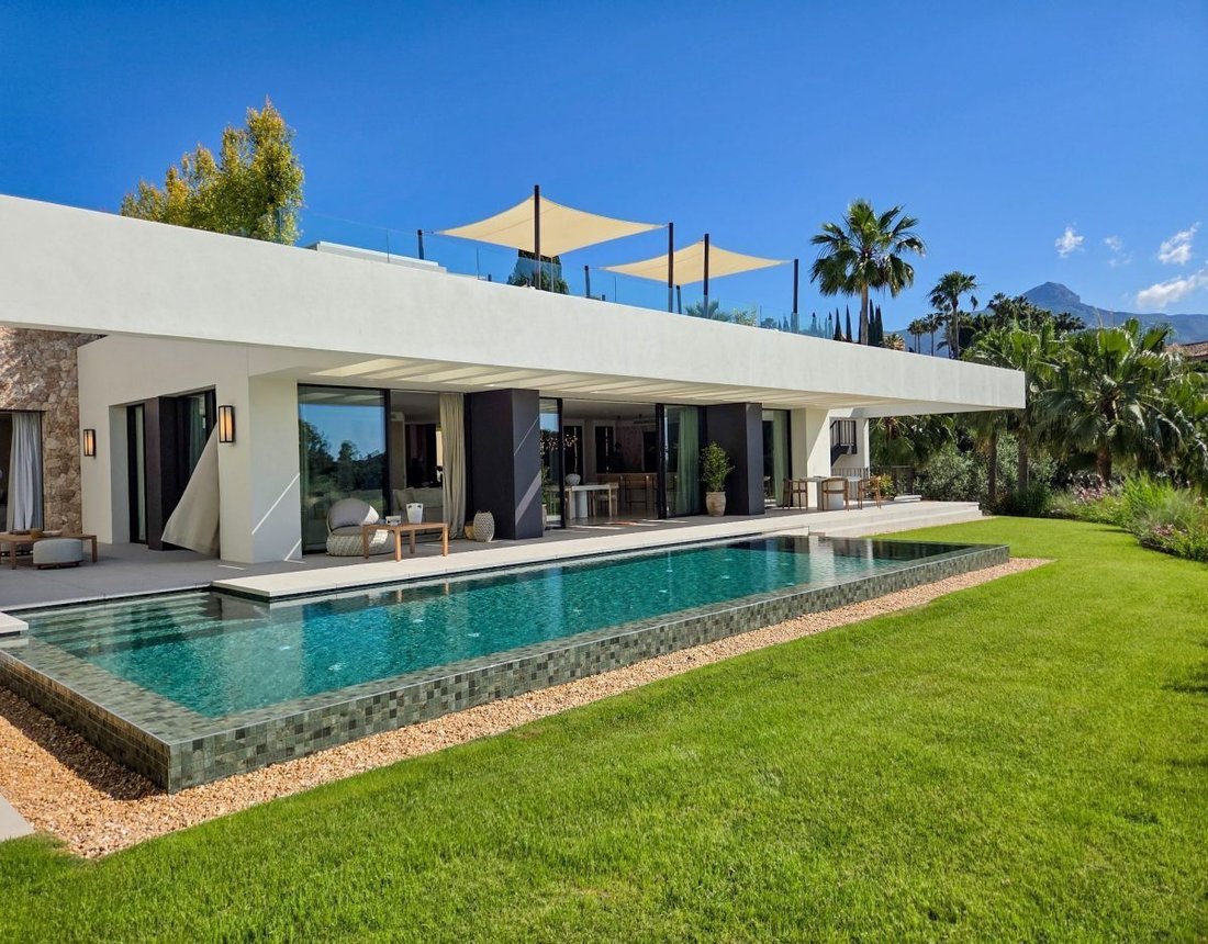 Villa a Puerto Banus, Marbella, Spagna 1 - 18863235