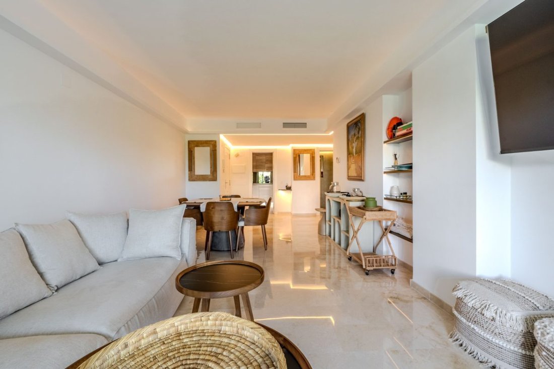 Apartment in Puerto Banus, Marbella, Spain 2 - 18860383
