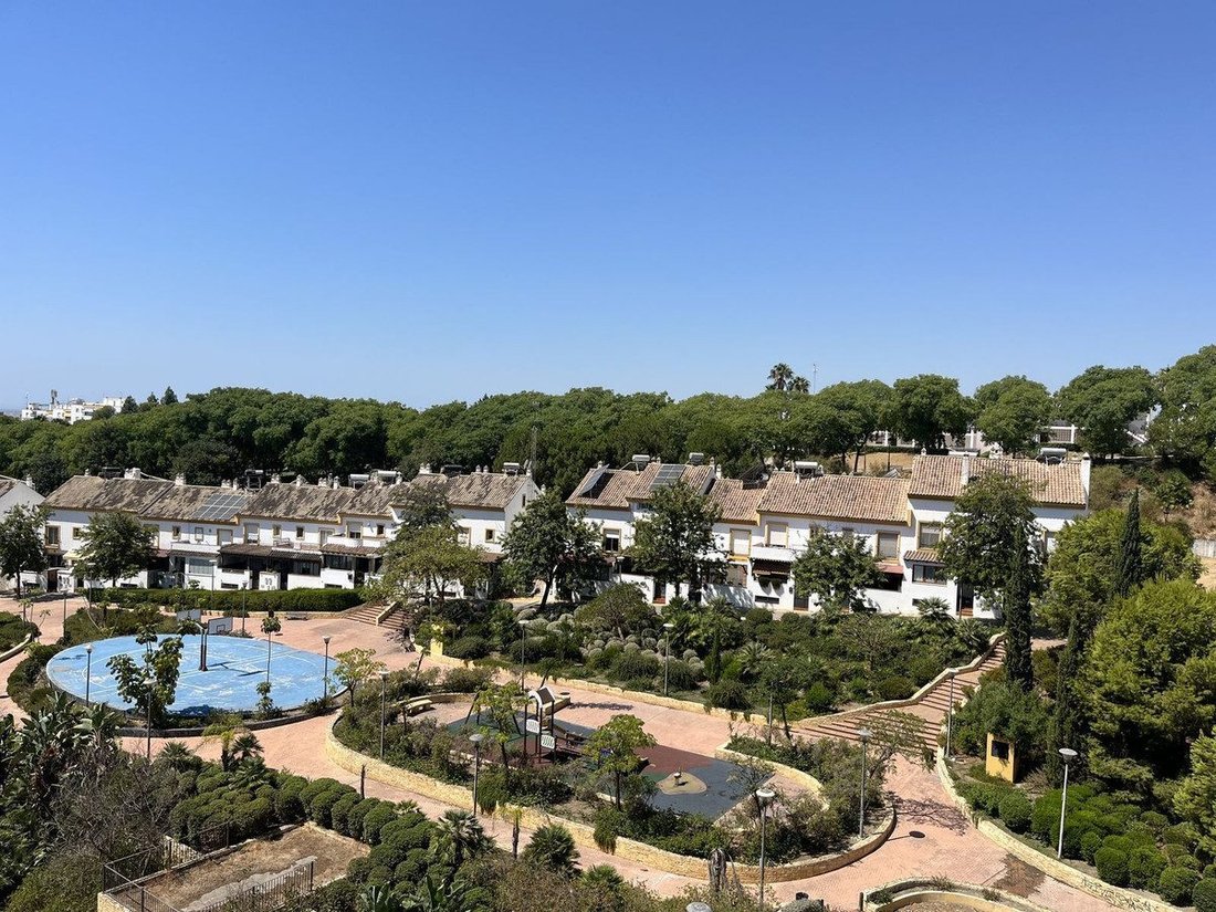 Apartment in Estepona, Andalusia, Spain 1 - 18862611