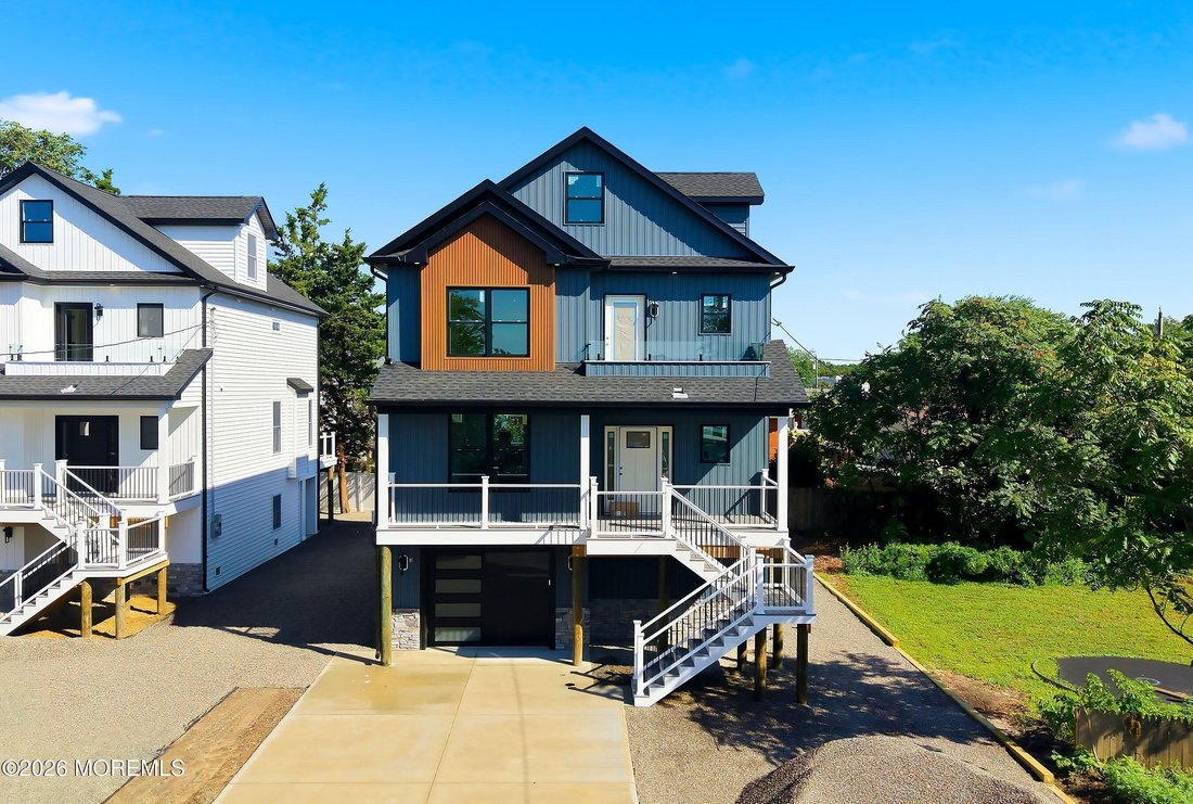 House in Toms River, New Jersey, United States 1 - 18858365
