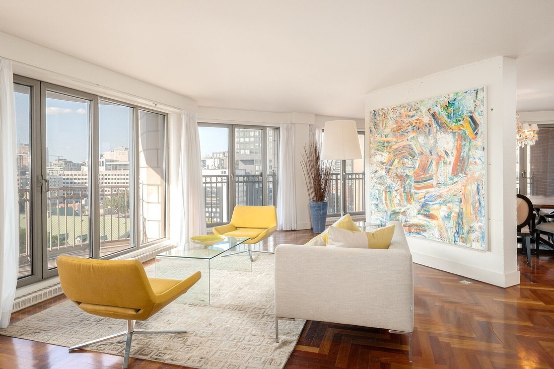 Condo in Montreal, Quebec, Canada 2 - 18858212