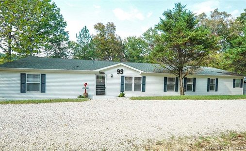 House in Sunrise Beach, Missouri, United States 1