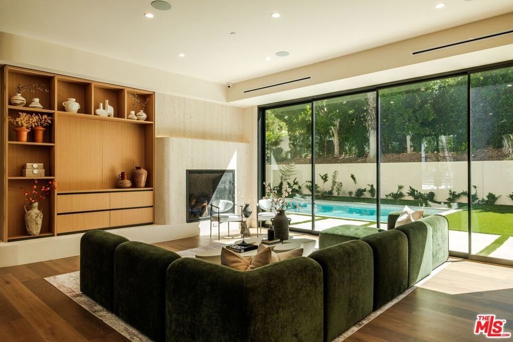 House in Los Angeles, California, United States 4 - 18845361