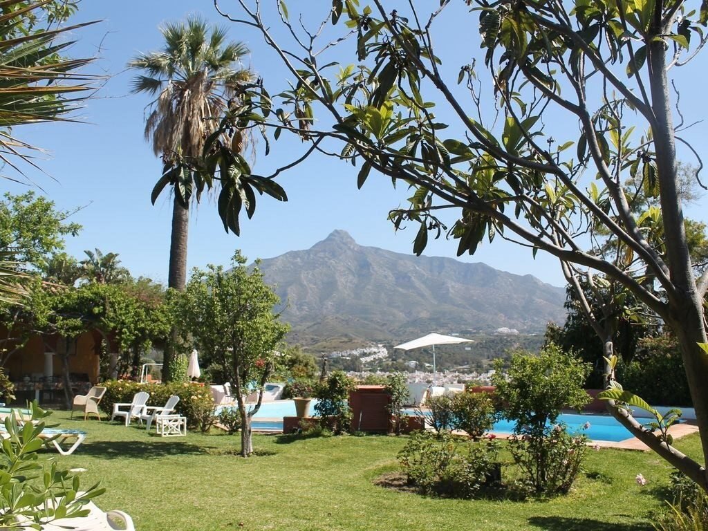 Villa in Puerto Banús, Marbella, Spanien 5 - 18862121