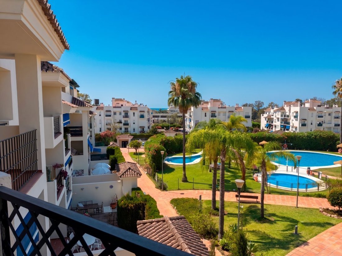 Apartment in Puerto Banus, Marbella, Spain 2 - 18859774