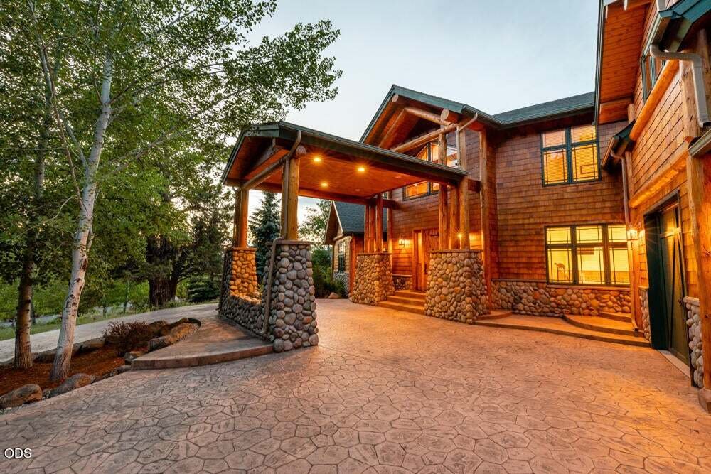 House in Klamath Falls, Oregon, United States 4 - 18858274