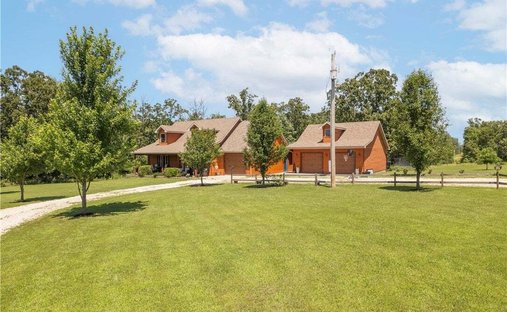 House in Iberia, Missouri, United States 1