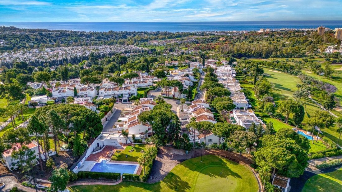 Townhouse in Nueva Andalucia, Marbella, Spain 5 - 18864500