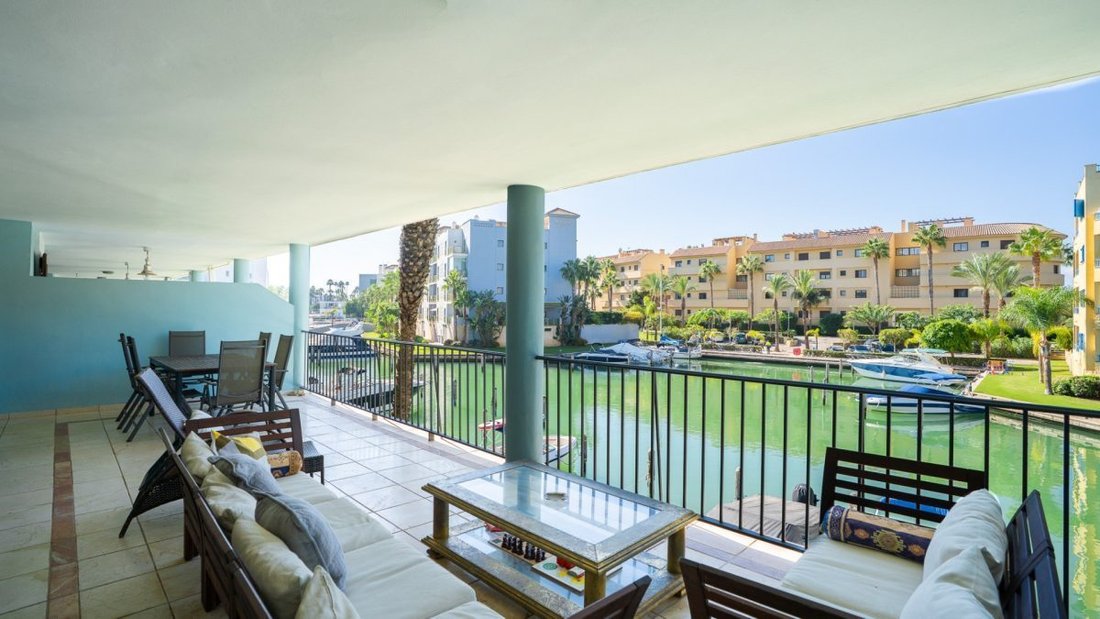 Appartamento a Sotogrande, San Roque, Andalusia 2 - 18862139