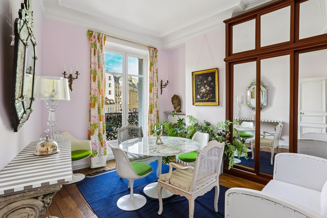Apartment in Lorette-Martyrs, Paris 9e Arrondissement, Paris 2 - 18858235