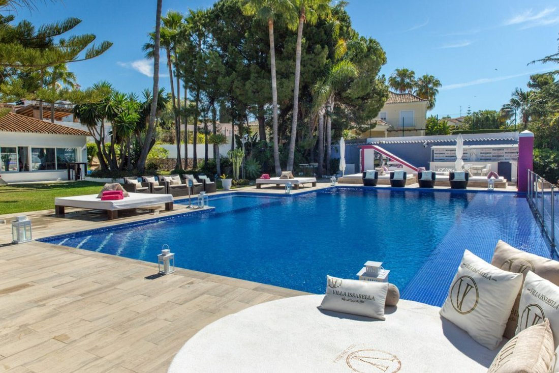 Villa a Elviria-Cabopino, Marbella, Spagna 1 - 18864125